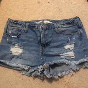 size 12/31 mossimo shorts